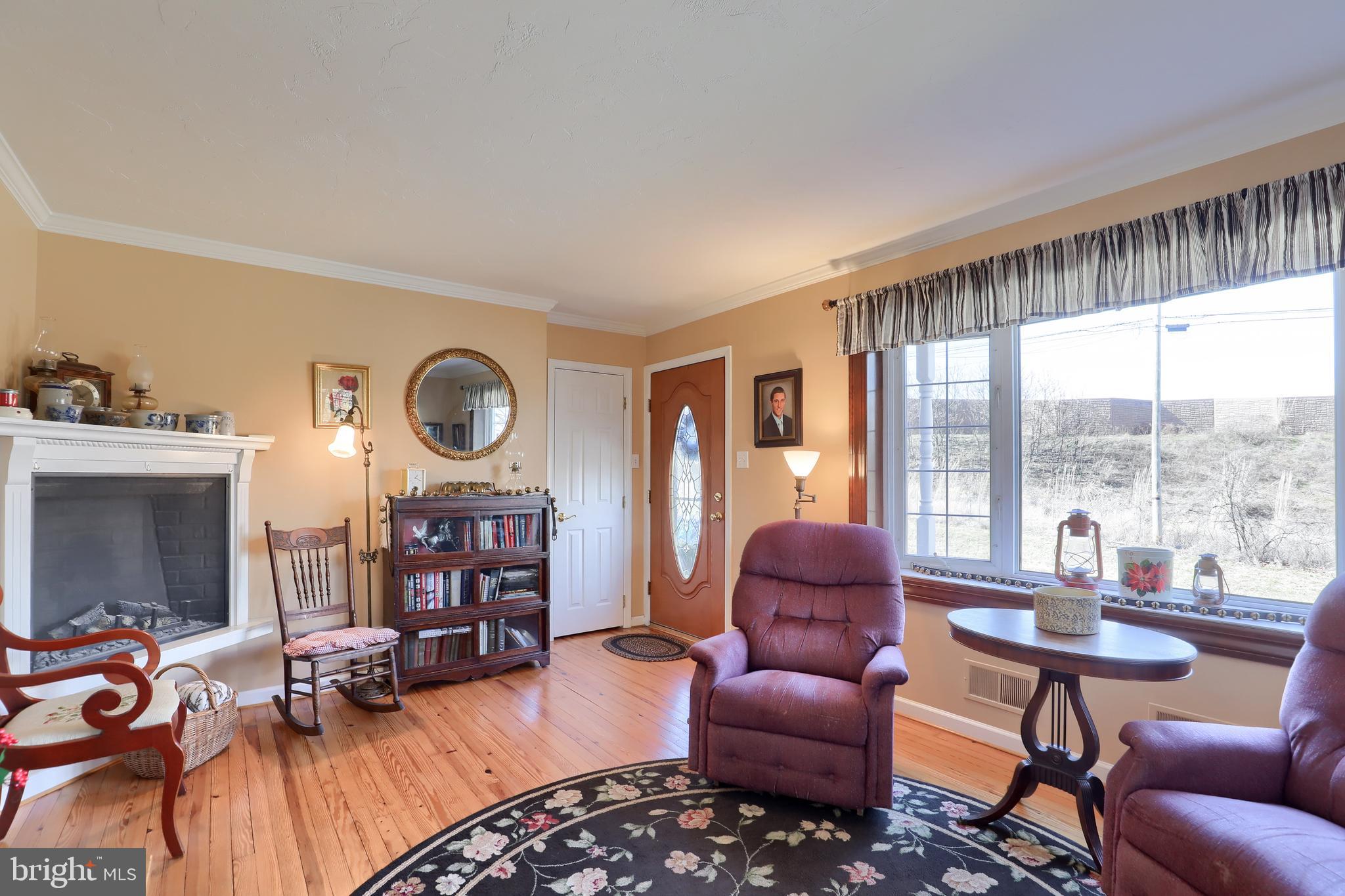 72 Dew Drop Road York, PA 17402 - Photo 5 of 36