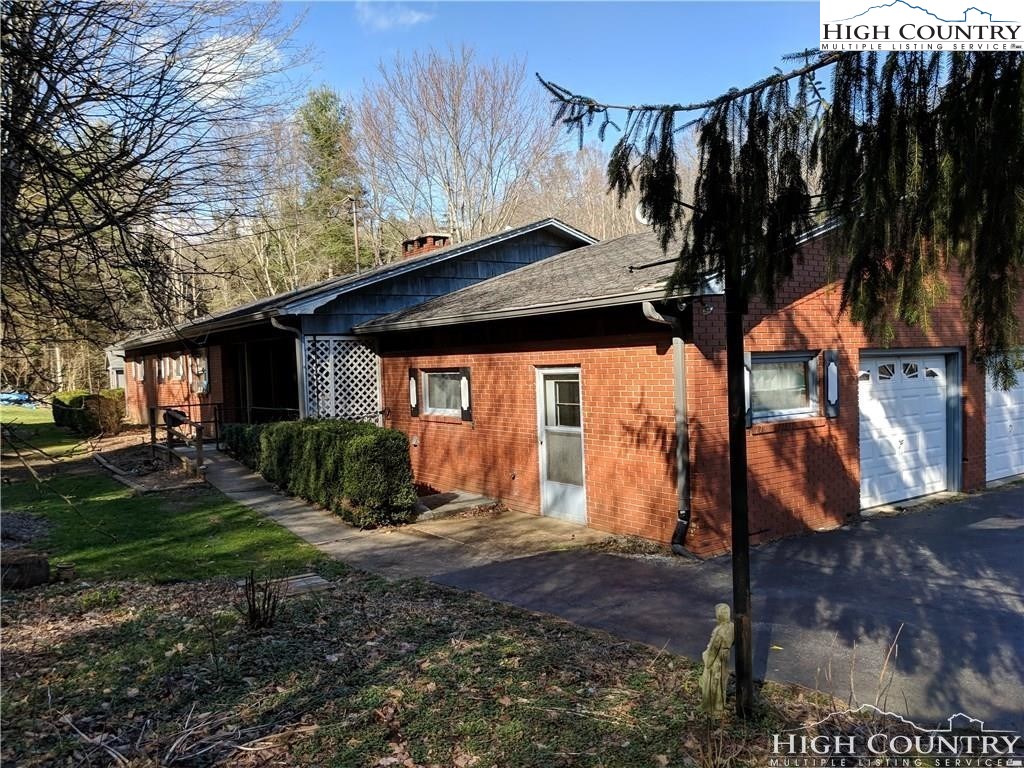 583 Jefferson Road Boone, NC 28607 - Photo 3 of 13 Gallery Image 3