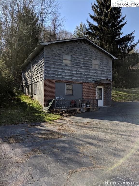 583 Jefferson Road Boone, NC 28607 - Photo 4 of 13 Gallery Image 4