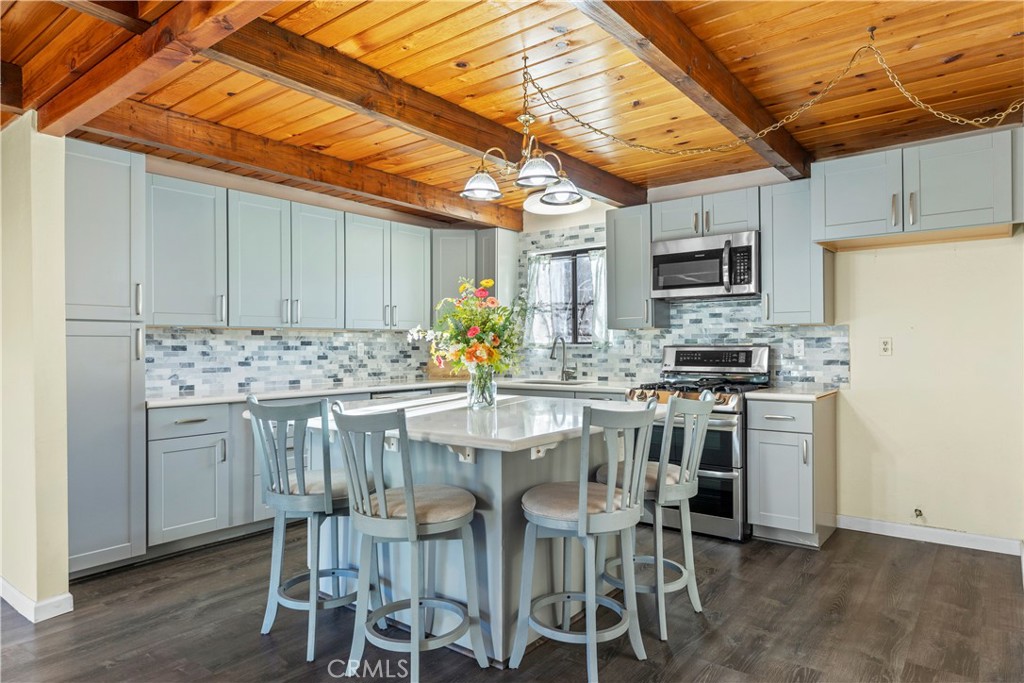 27900 Bear Valley Road Tehachapi, CA 93561 - Photo 16 of 41