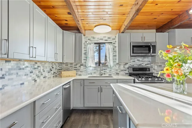 $499,000 | 27900 Bear Valley Road, Tehachapi, CA 93561