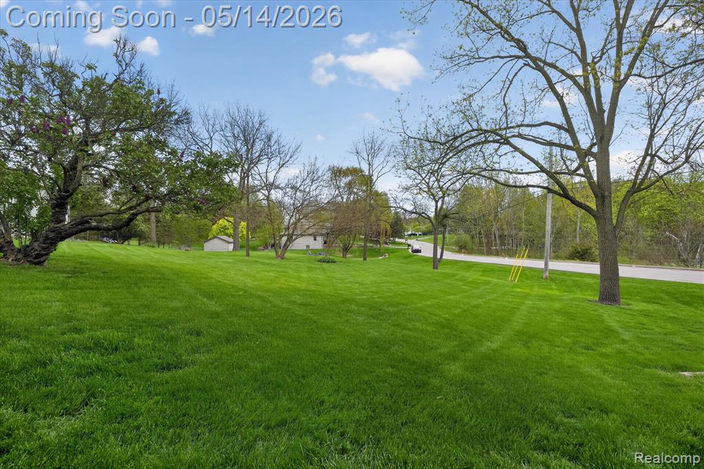 12409 Fenton Road Fenton, MI 48430 - Photo 40 of 61