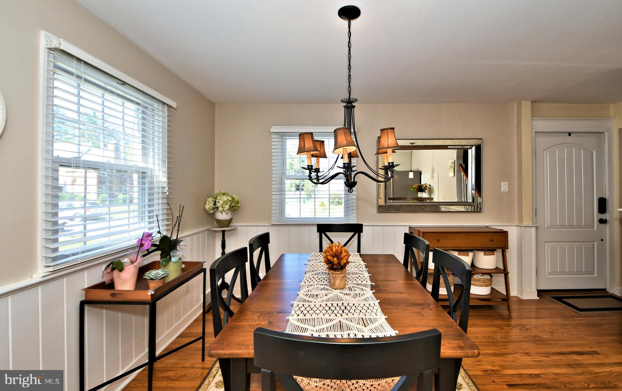502 Marks Road Oreland, PA 19075 - Photo 12 of 62 Dining area