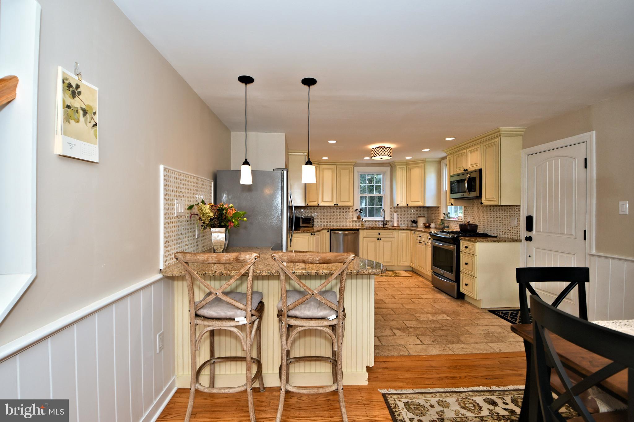 502 Marks Road Oreland, PA 19075 - Photo 14 of 62 Breakfast bar