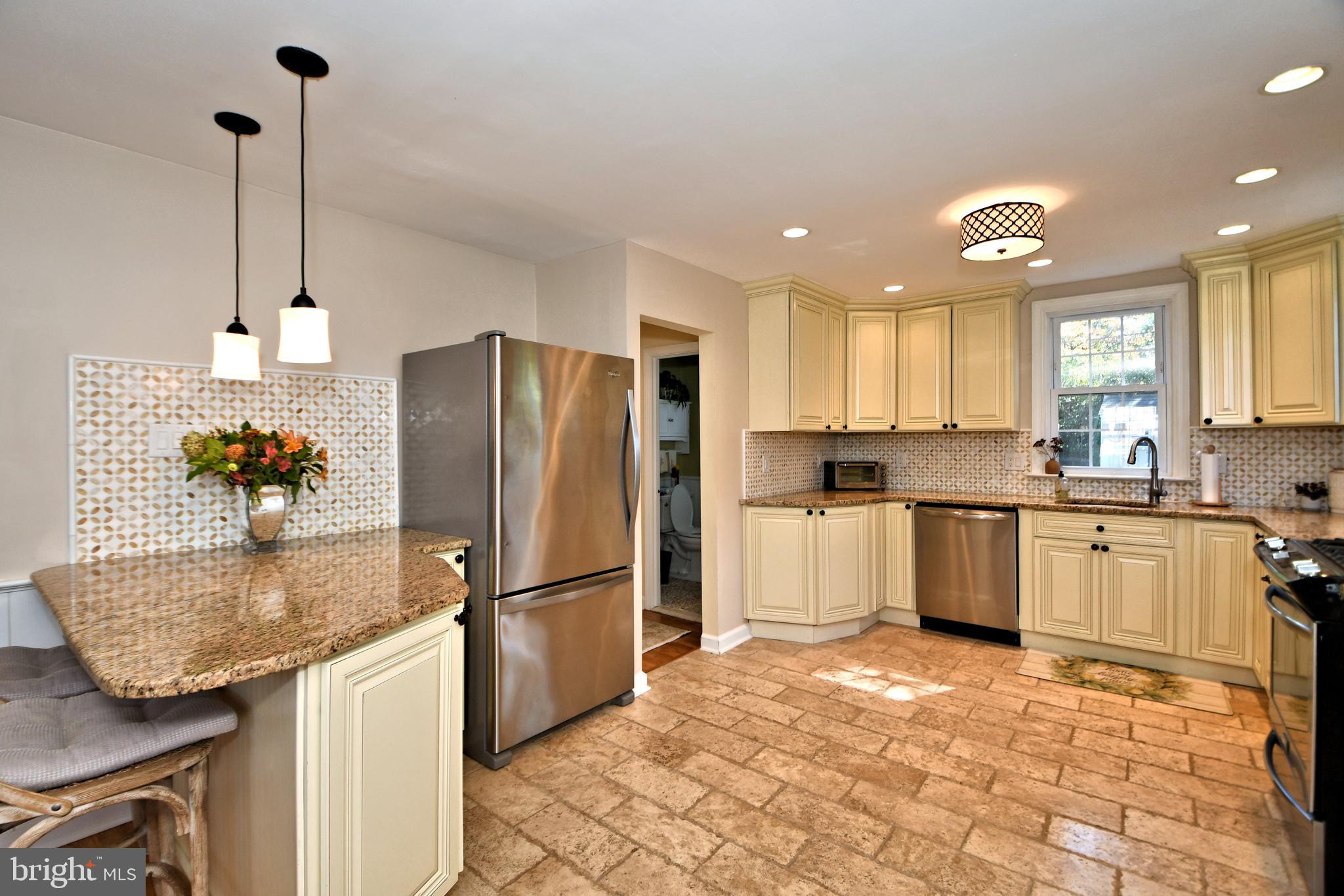 502 Marks Road Oreland, PA 19075 - Photo 15 of 62 Kitchen
