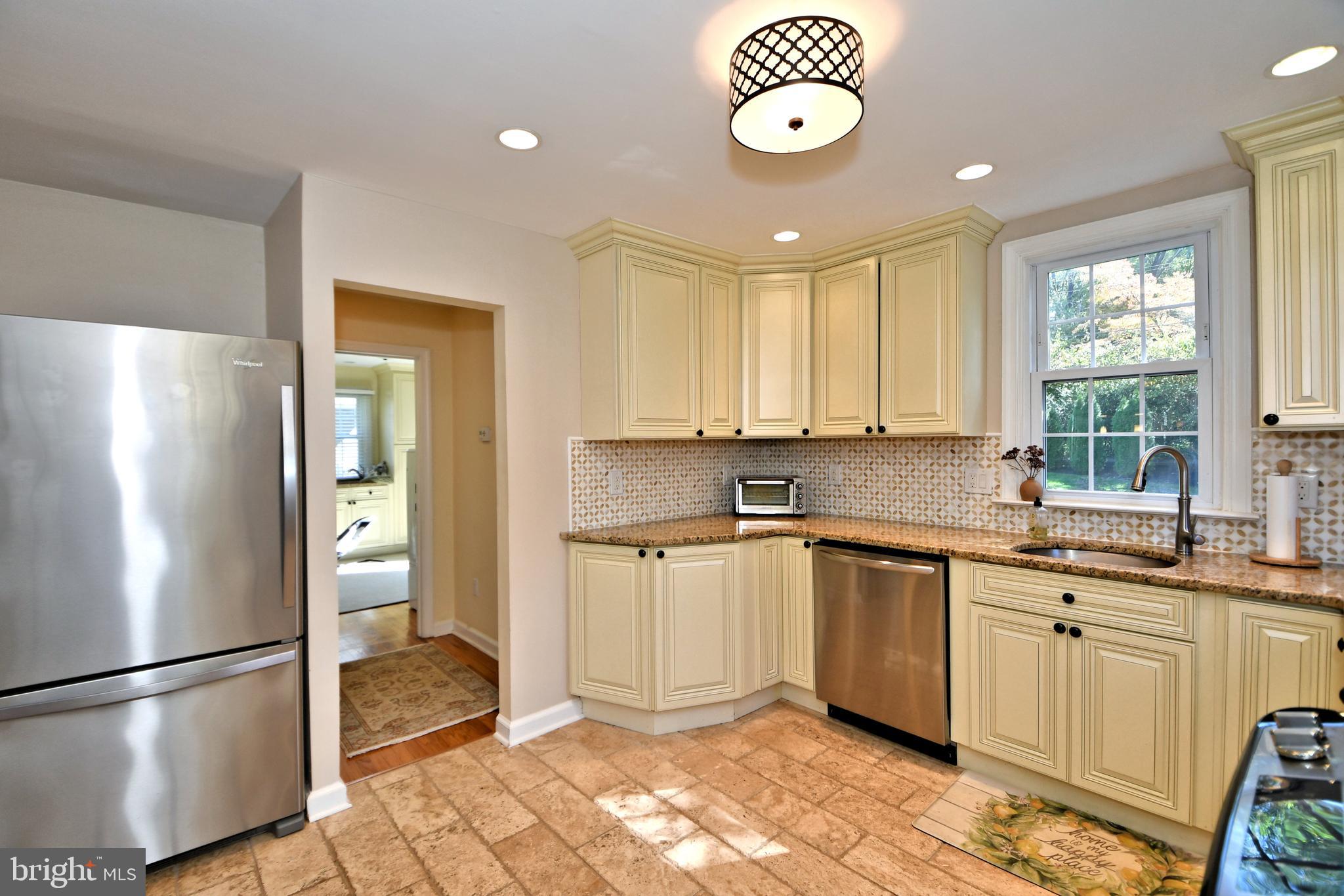 502 Marks Road Oreland, PA 19075 - Photo 18 of 62 Kitchen