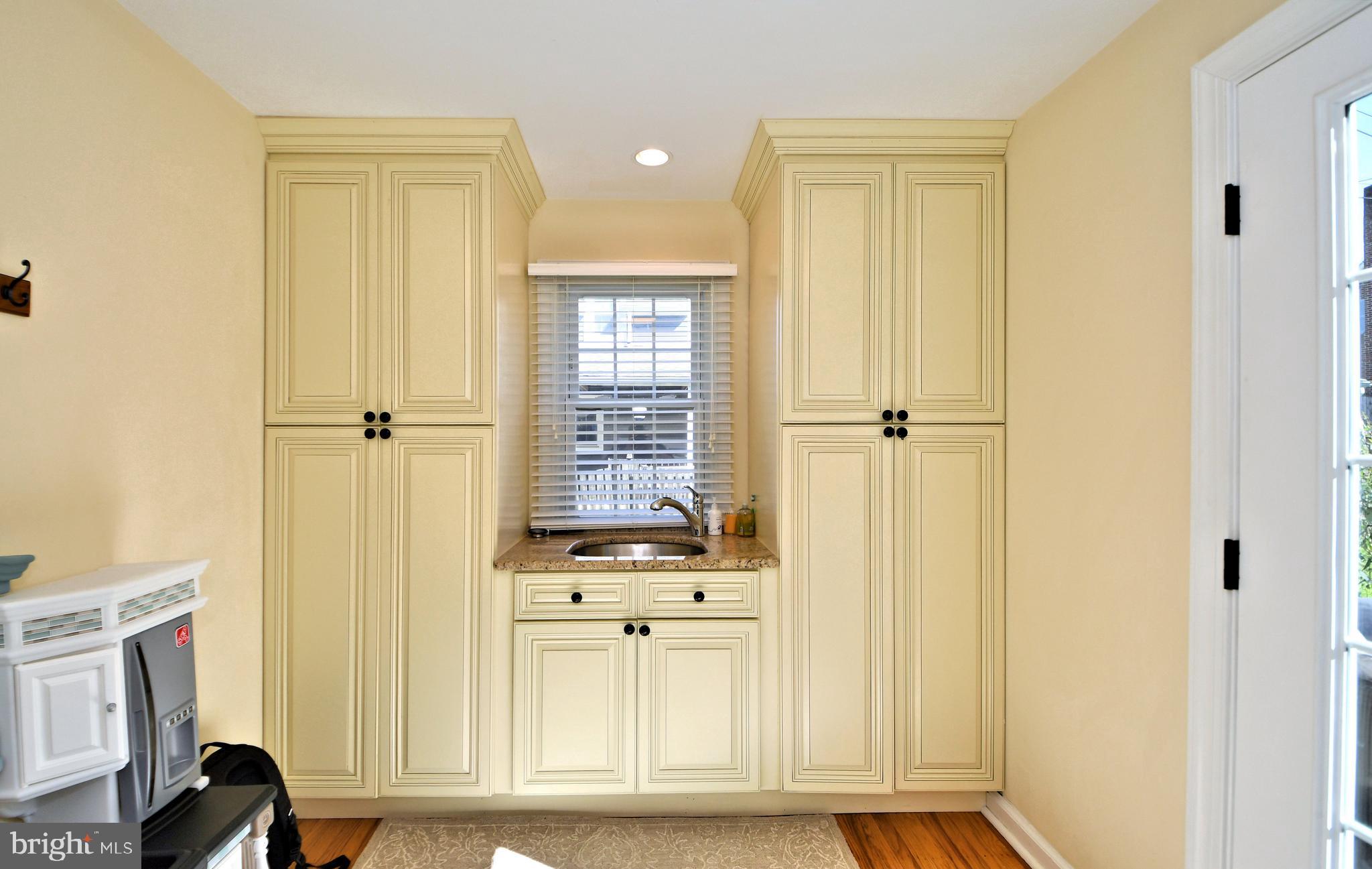 502 Marks Road Oreland, PA 19075 - Photo 24 of 62 Laundry/mud room