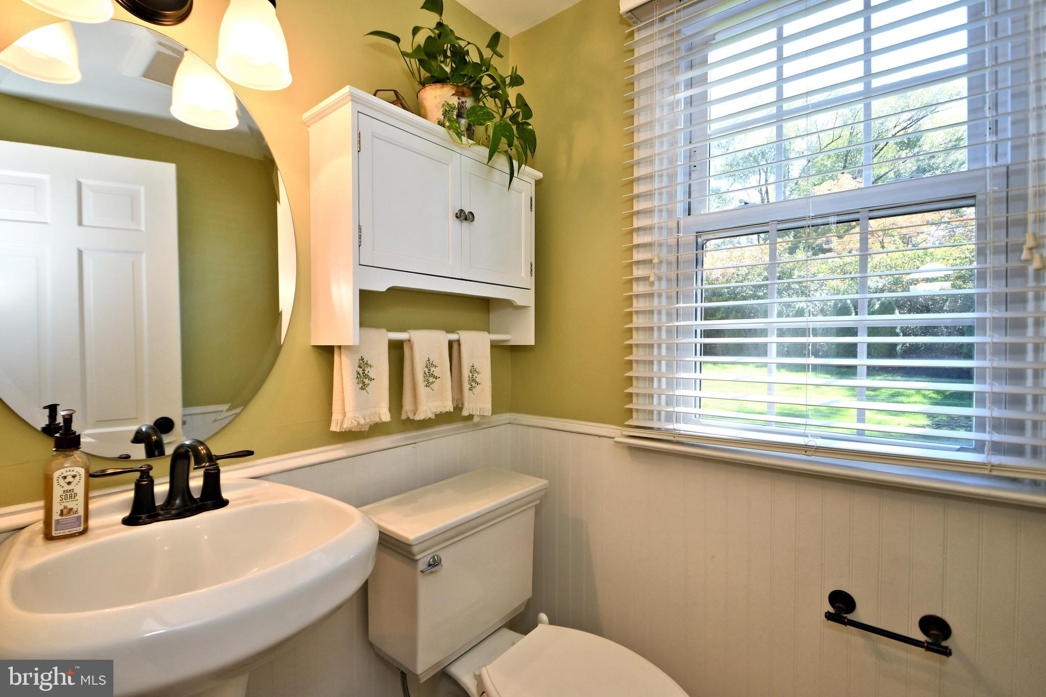 502 Marks Road Oreland, PA 19075 - Photo 26 of 62 1st floor powder room