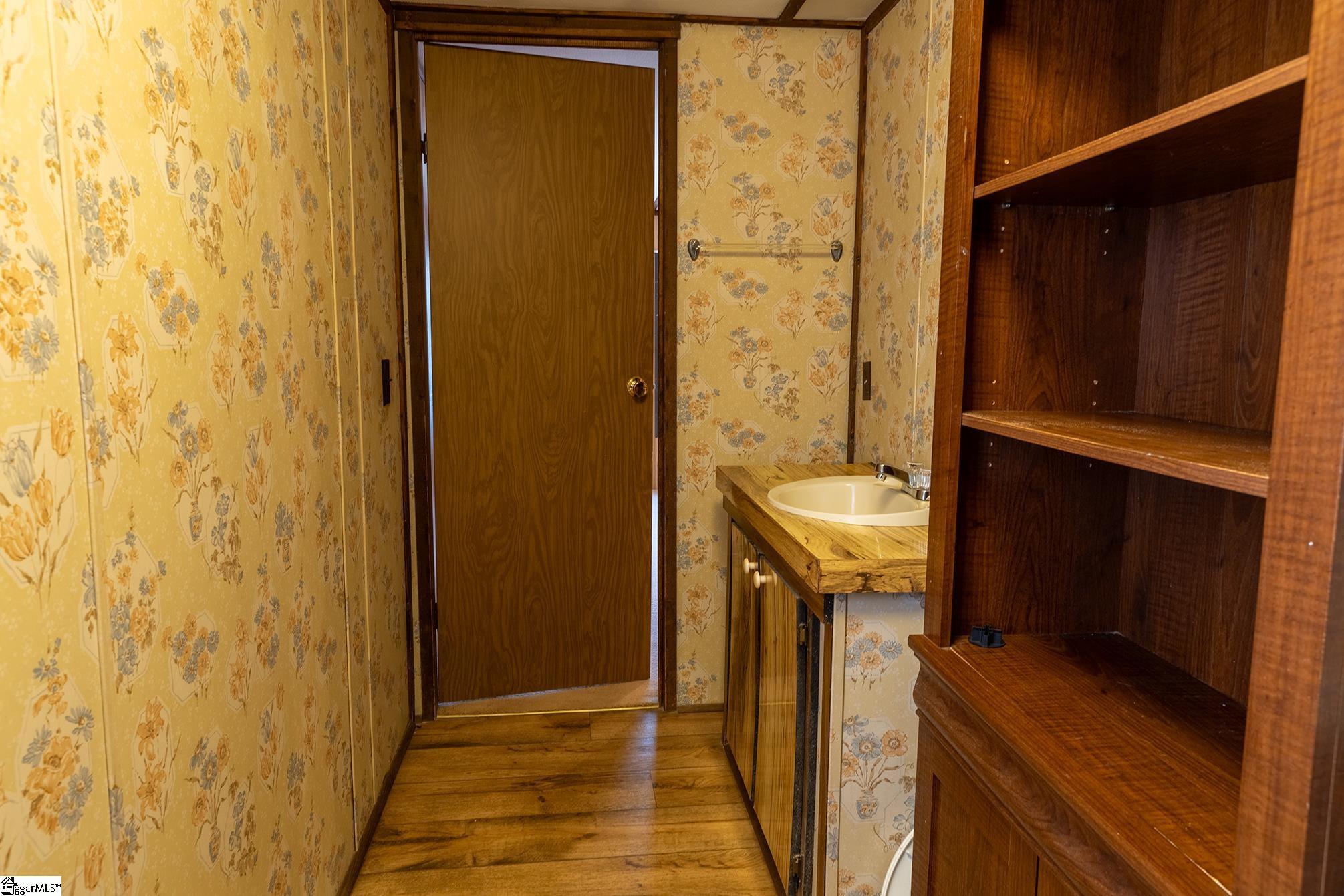 118 Wellington Road Wellford, SC 29385 - Photo 13 of 31