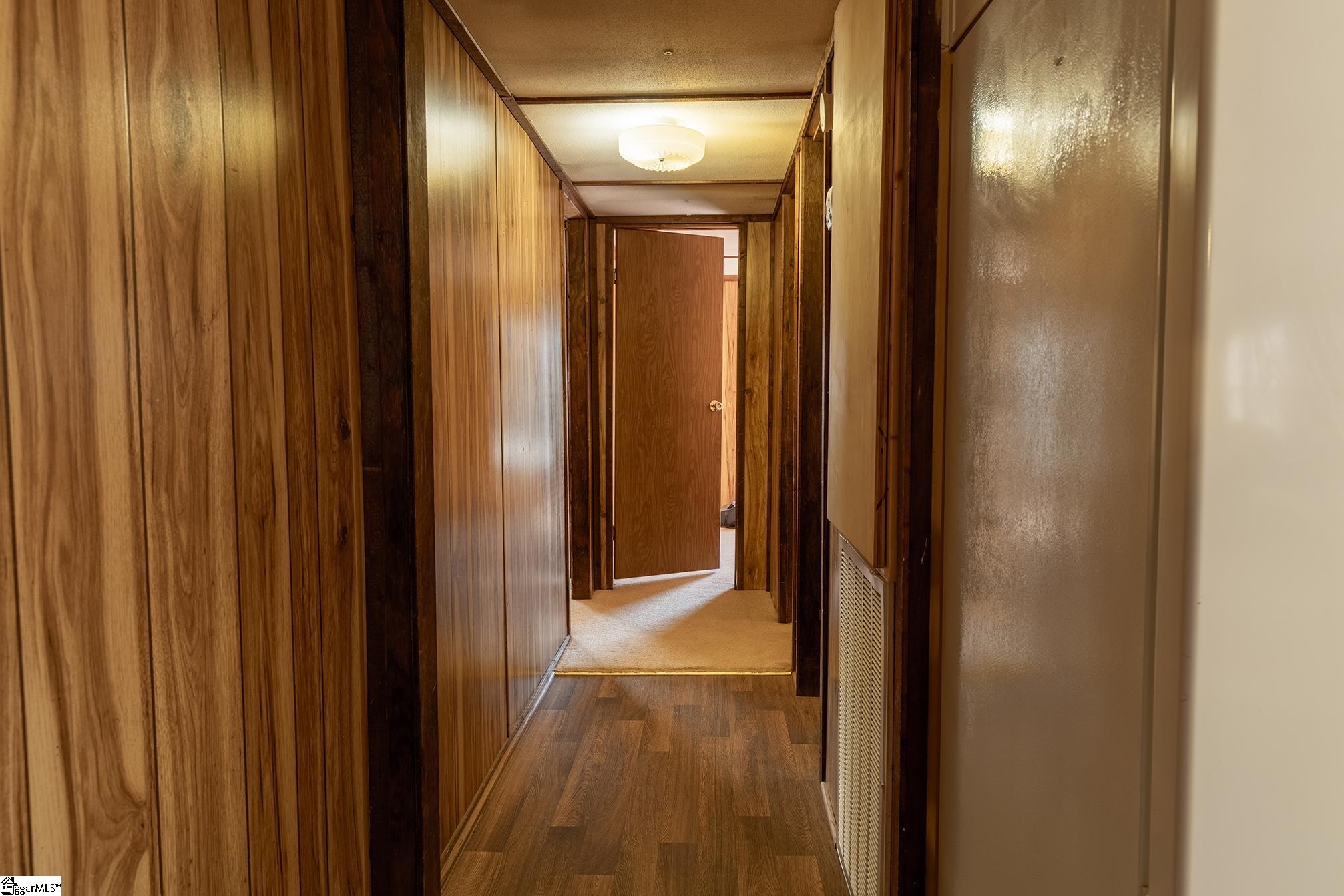 118 Wellington Road Wellford, SC 29385 - Photo 16 of 31