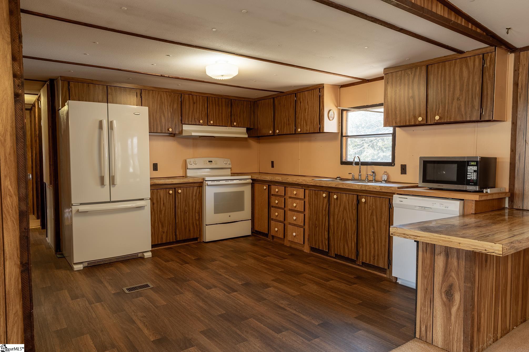 118 Wellington Road Wellford, SC 29385 - Photo 9 of 31