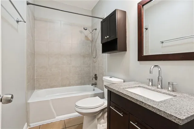 $400,000 | 204 Doerr Drive, Arabi, LA 70032