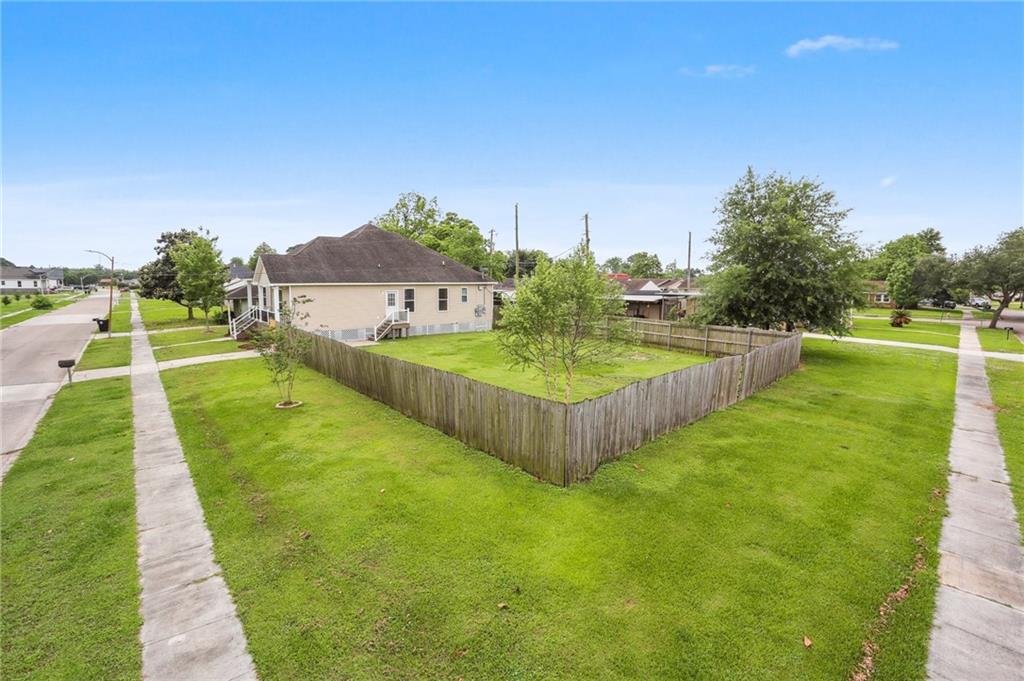 204 Doerr Drive Arabi, LA 70032 - Photo 24 of 26