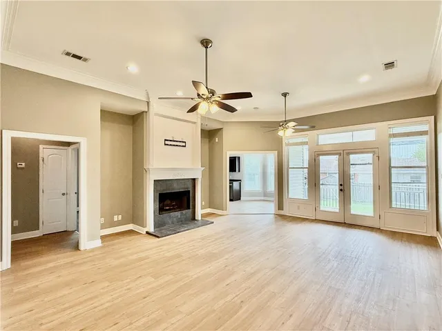 $400,000 | 204 Doerr Drive, Arabi, LA 70032