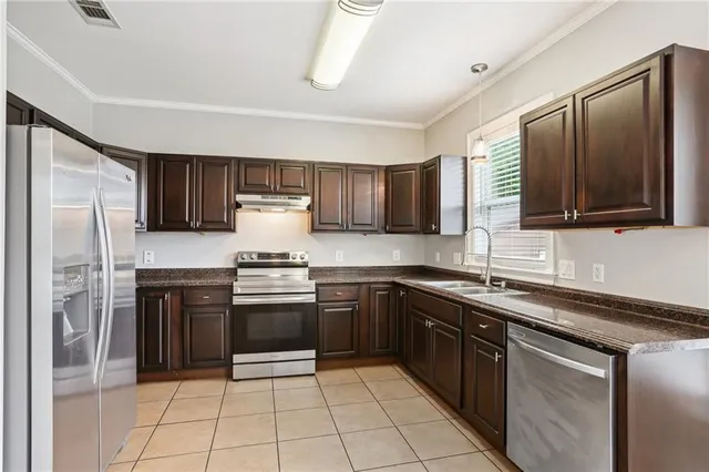 $400,000 | 204 Doerr Drive, Arabi, LA 70032