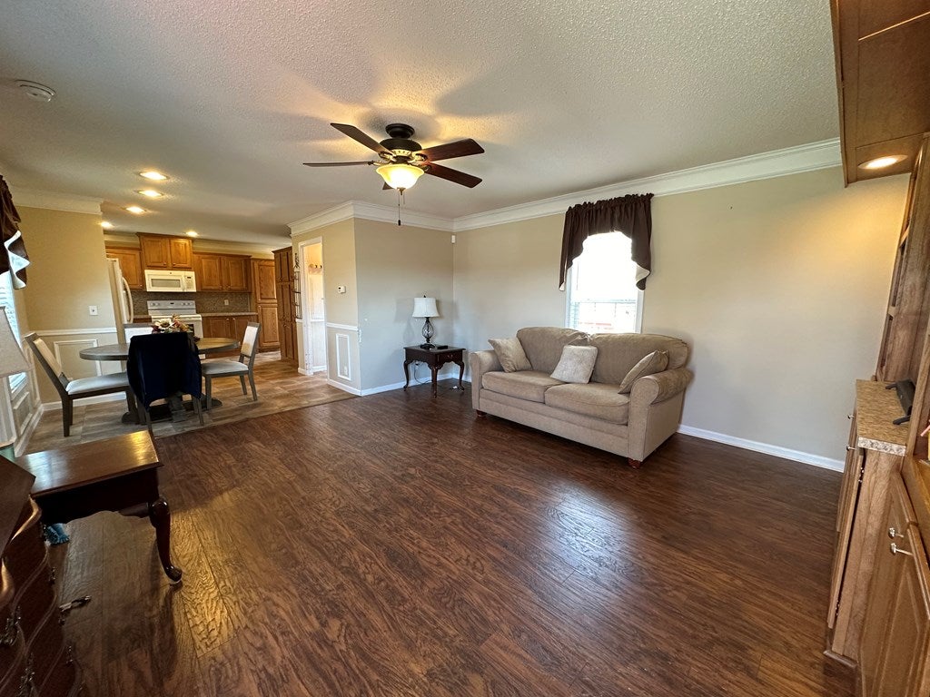 752 Whitlow Road Red Oak, VA 23964 - Photo 12 of 27 Gallery Image 12