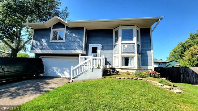 $299,888 | 4413 Slater Road, Eagan, MN 55122