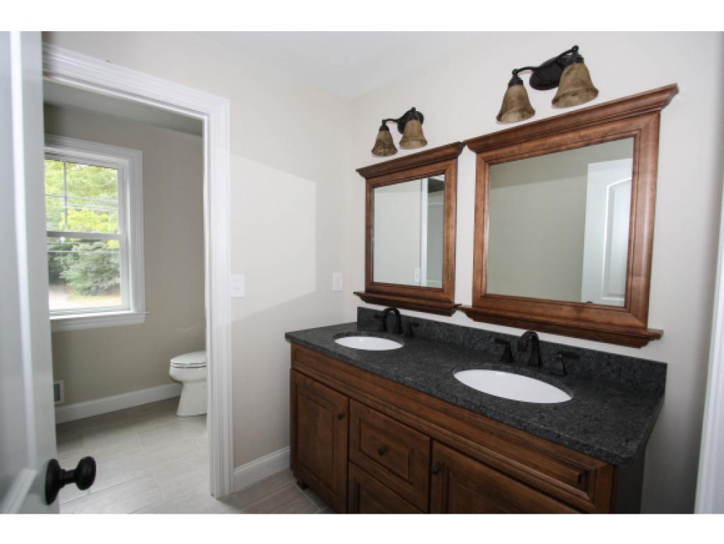 199 North Amherst Road Bedford, NH 03110 - Photo 17 of 24 Gallery Image 17