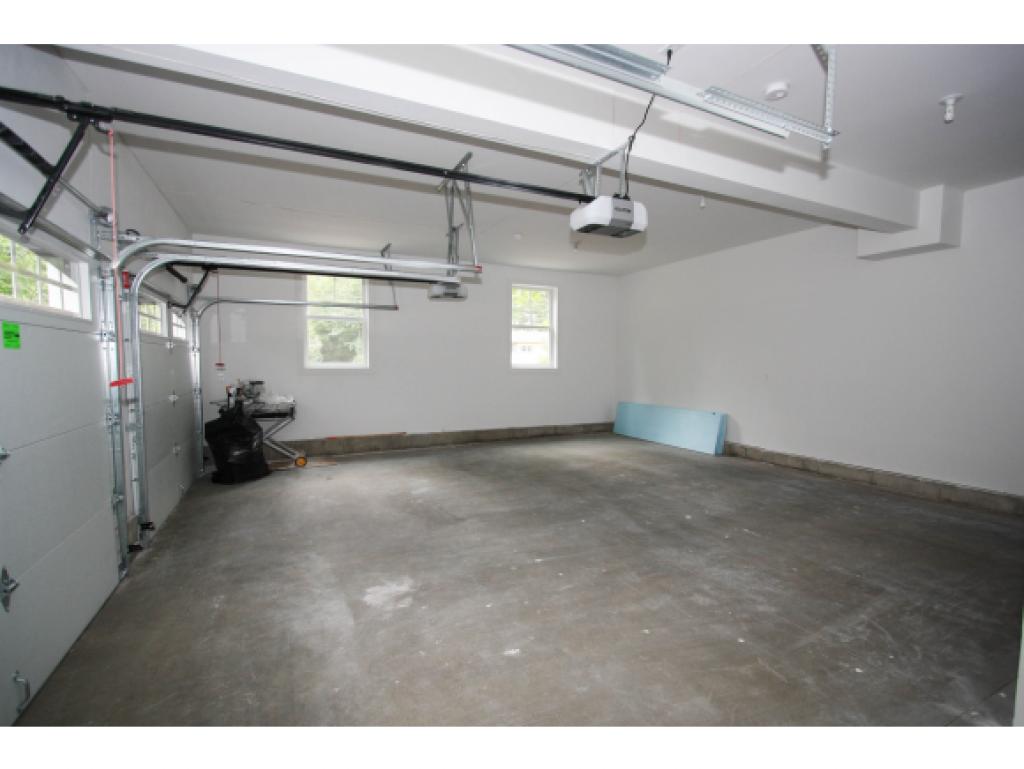 199 North Amherst Road Bedford, NH 03110 - Photo 23 of 24 Gallery Image 23