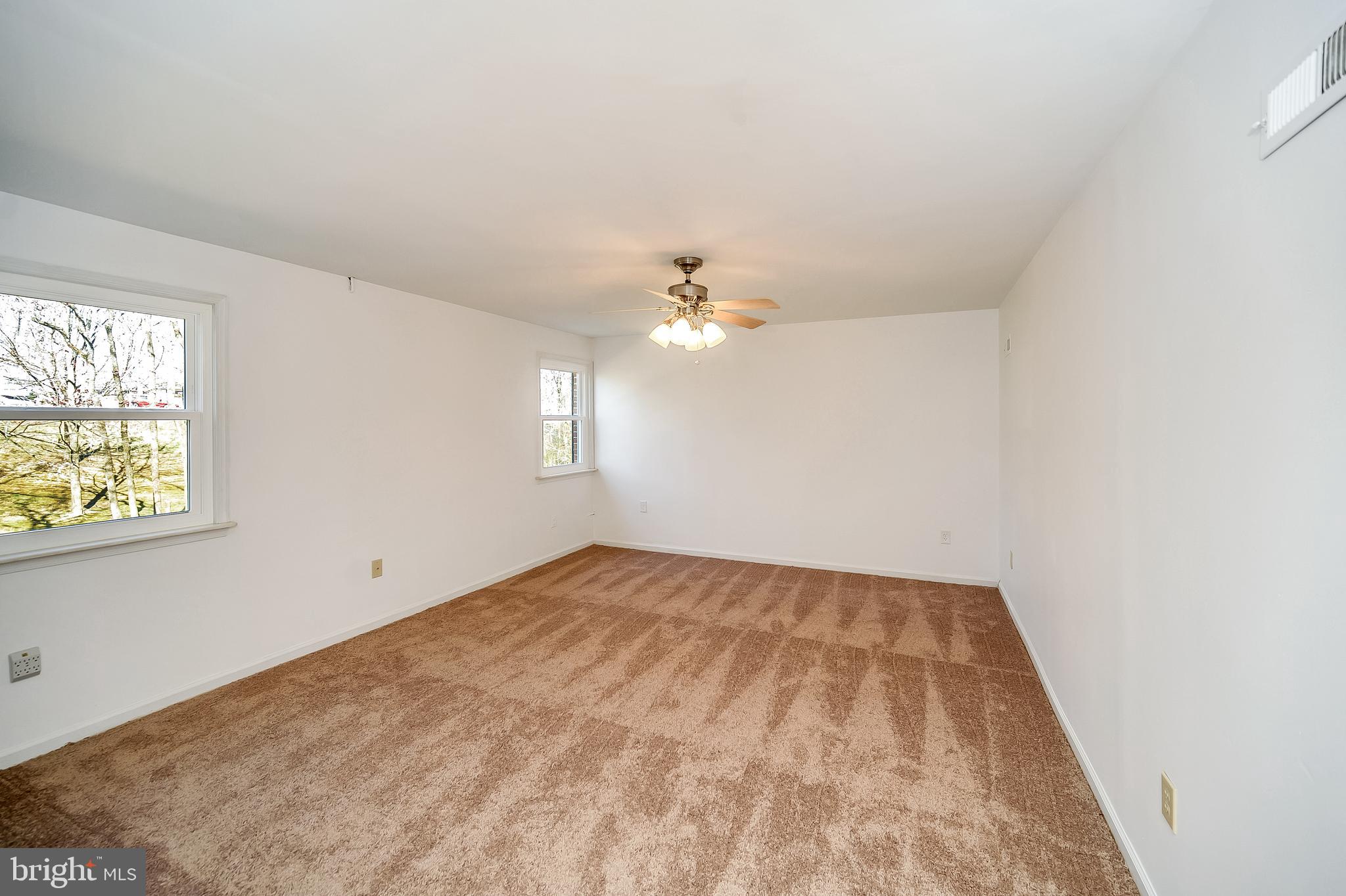 4744 Harrison Road Fredericksburg, VA 22408 - Photo 30 of 43 Family Room