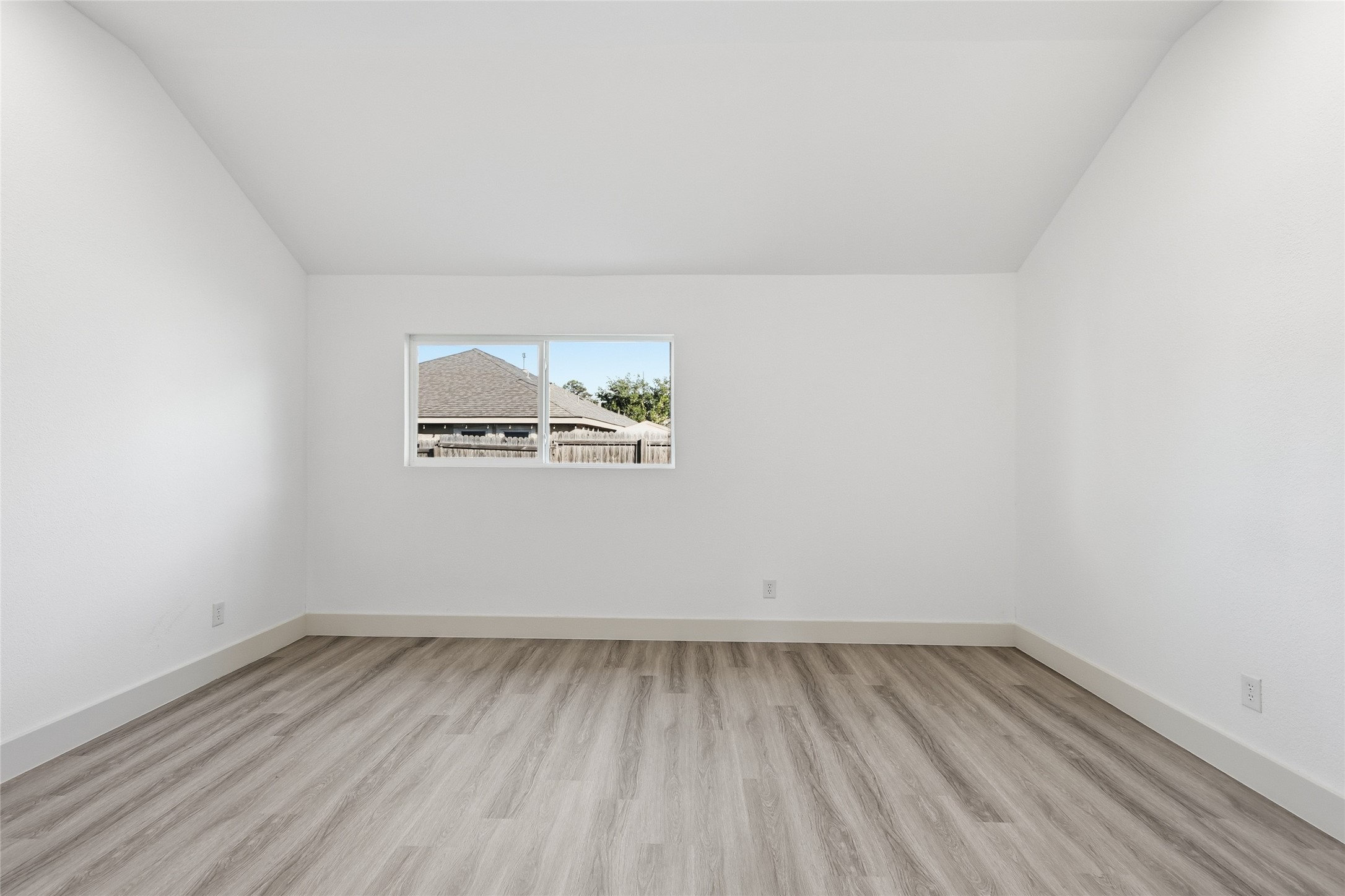 19110 Baton Pass Humble, TX 77346 - Photo 23 of 41 an empty room with a window