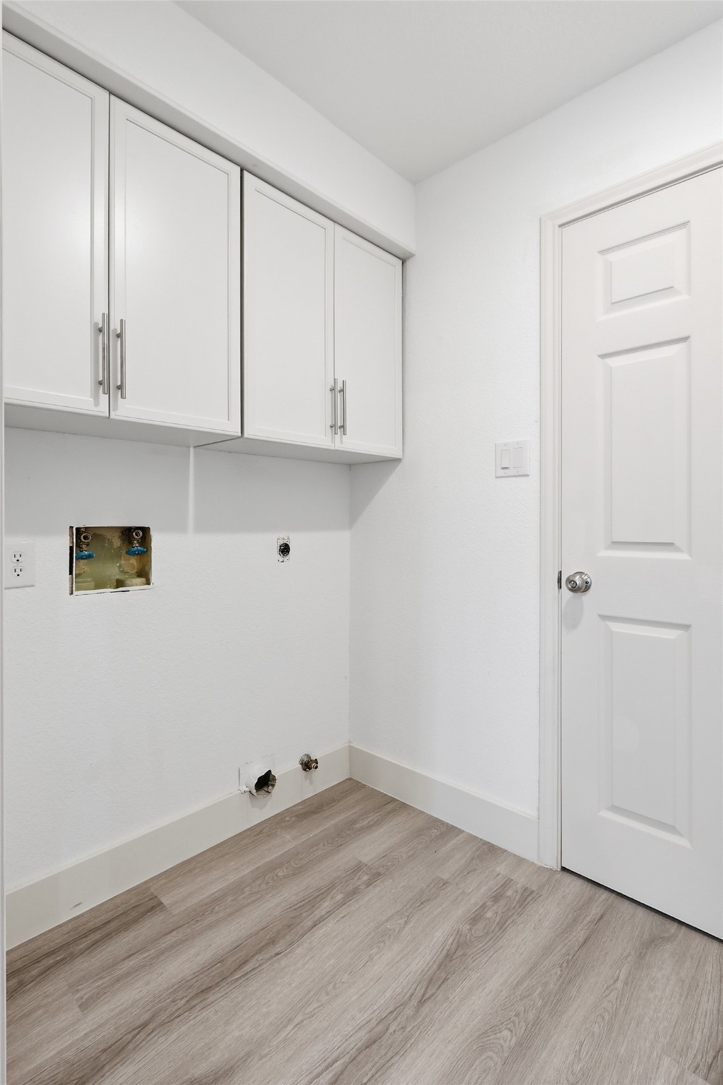 19110 Baton Pass Humble, TX 77346 - Photo 34 of 41 wooden floor in an empty room
