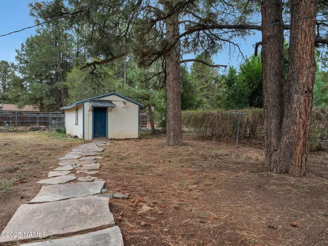 $420,000 | 1011 West Sheridan Avenue, Williams, AZ 86046
