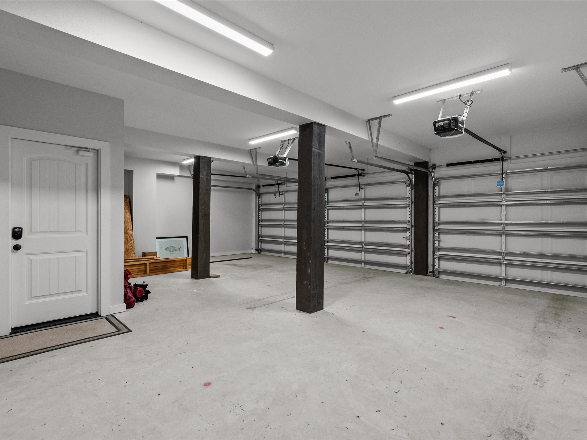 822 West 2nd Street Freeport, TX 77541 - Photo 42 of 46 a view of an empty room with white walls