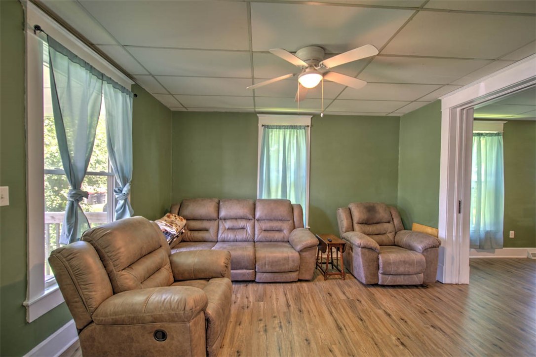 110 North Poplar Street Assumption, IL 62510 - Photo 11 of 27