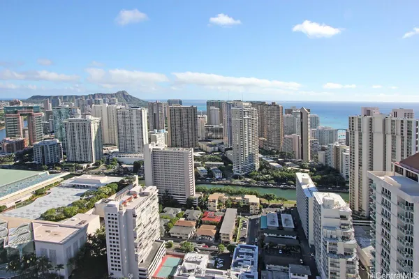 $3,500 | 1631 Kapiolani Boulevard, Unit 4509, Honolulu, HI 96814