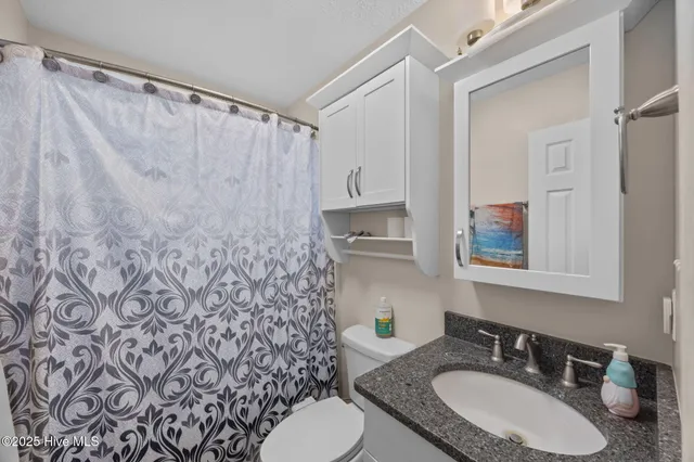 $330,000 | 128 Lee K Allen Drive, Havelock, NC 28532