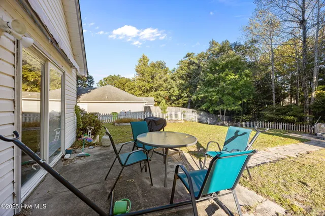 $330,000 | 128 Lee K Allen Drive, Havelock, NC 28532