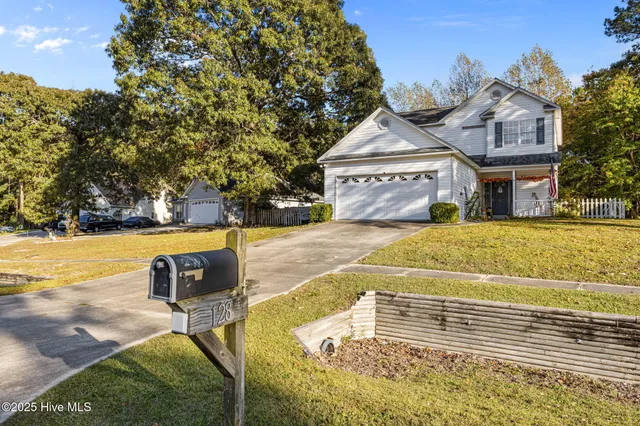 $330,000 | 128 Lee K Allen Drive, Havelock, NC 28532
