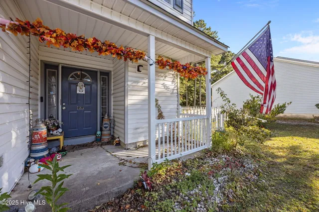 $330,000 | 128 Lee K Allen Drive, Havelock, NC 28532