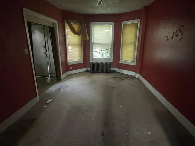 $75,000 | 7327 South Kenwood Avenue, Chicago, IL 60619