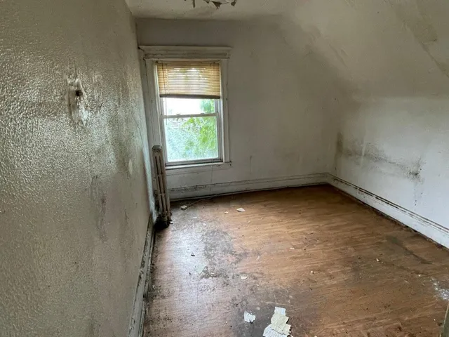 $75,000 | 7327 South Kenwood Avenue, Chicago, IL 60619