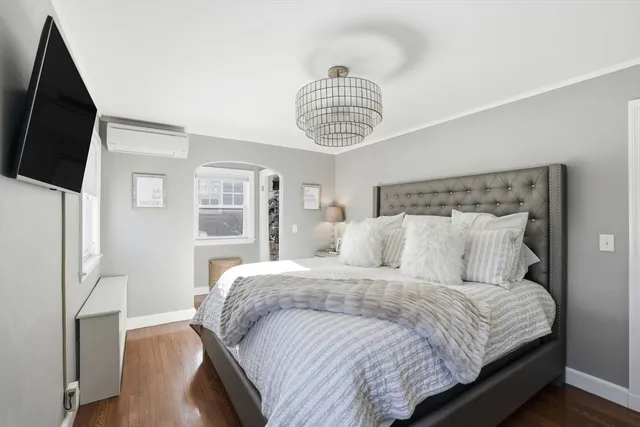 $1,200,000 | 104 Gulliver Street, Milton, MA 02186