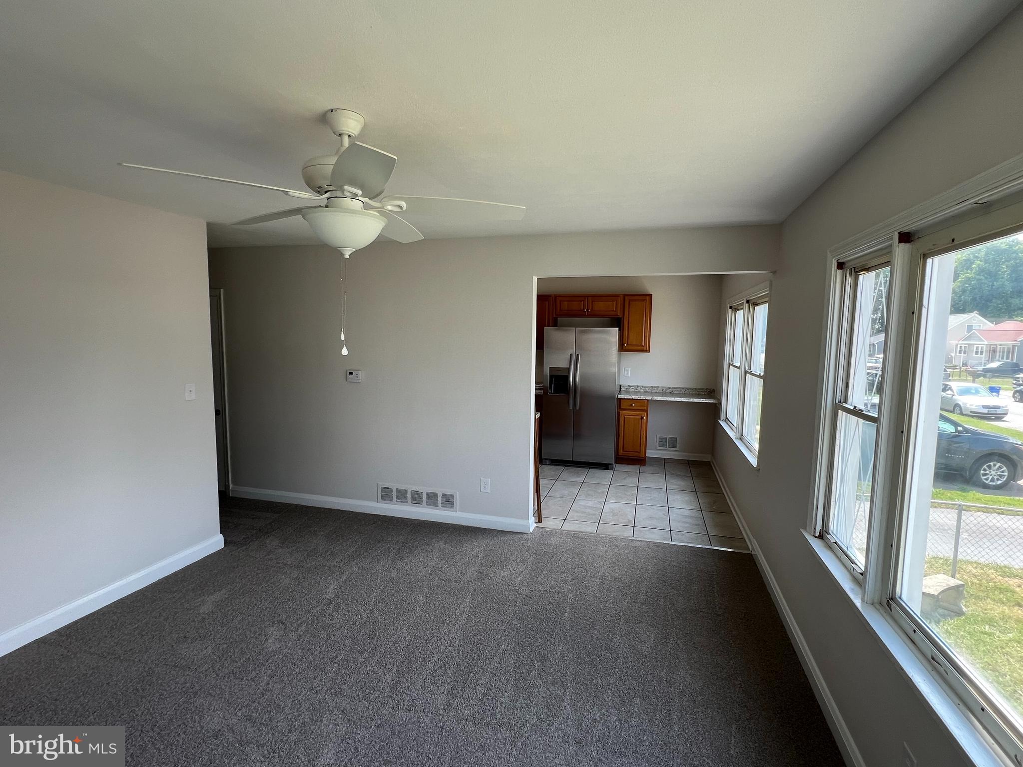 2810 Florida Halethorpe, MD 21227 - Photo 2 of 22