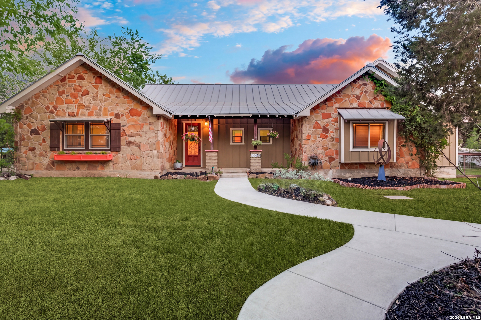 11154 Moorway Helotes, TX 78023 - Photo 1 of 37