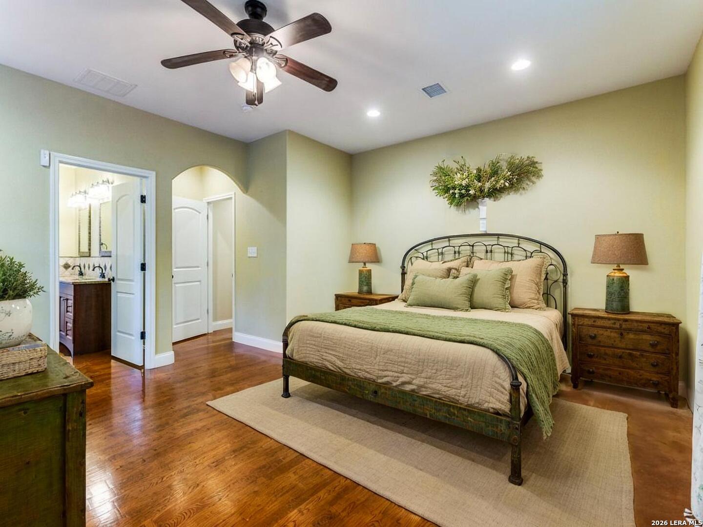 11154 Moorway Helotes, TX 78023 - Photo 13 of 37