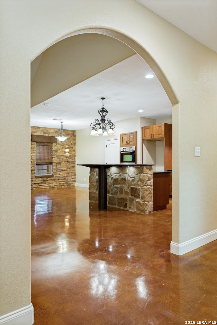 11154 Moorway Helotes, TX 78023 - Photo 5 of 37