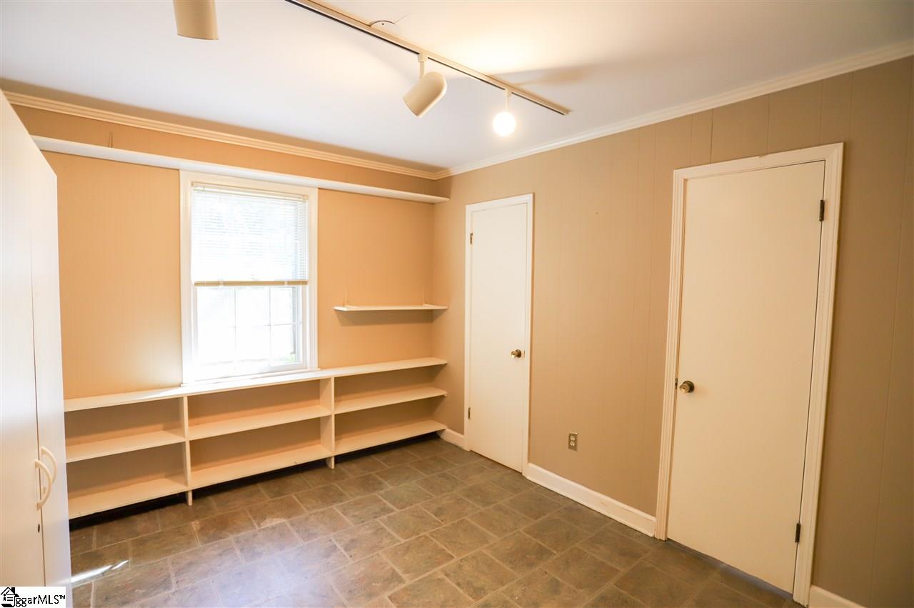 41 Dameron Avenue Greenville, SC 29607 - Photo 9 of 32 Gallery Image 9