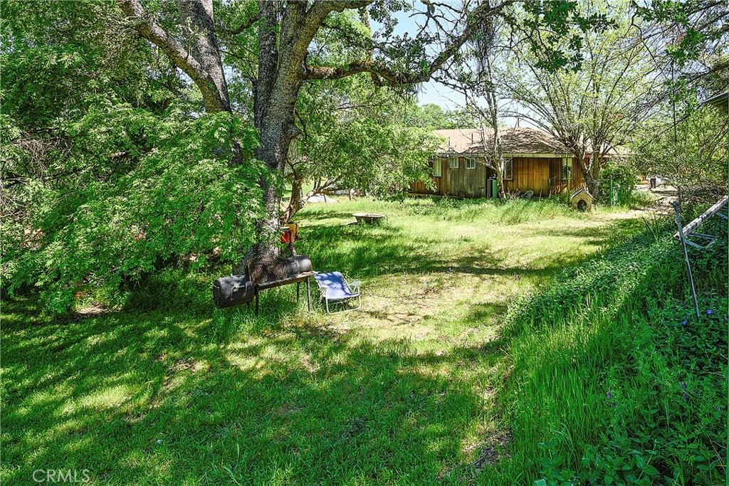19665 Oat Hill Road Middletown, CA 95461 - Photo 10 of 44 Approaching House
