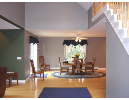 24 Sassawanna Road Rutland, MA 01543 - Photo 14 of 14 a view of a dining room with furniture