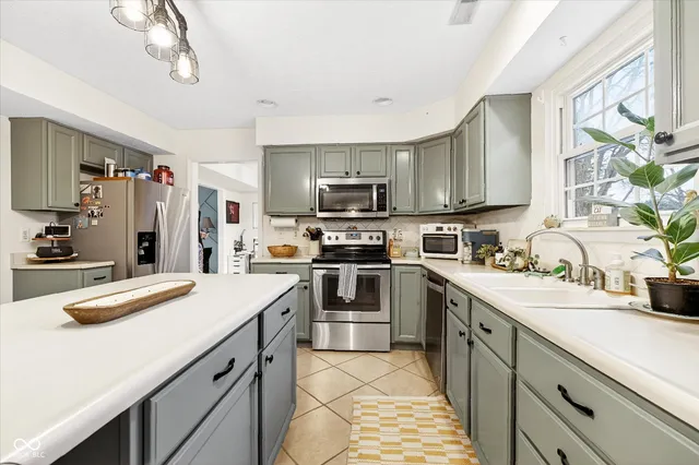 $399,900 | 21399 Candlewick Road, Noblesville, IN 46062