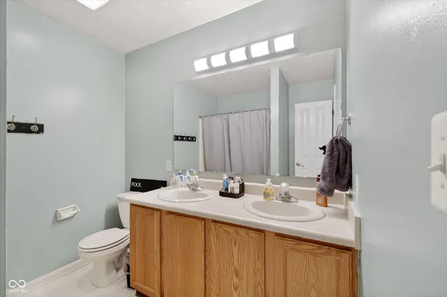 $399,900 | 21399 Candlewick Road, Noblesville, IN 46062