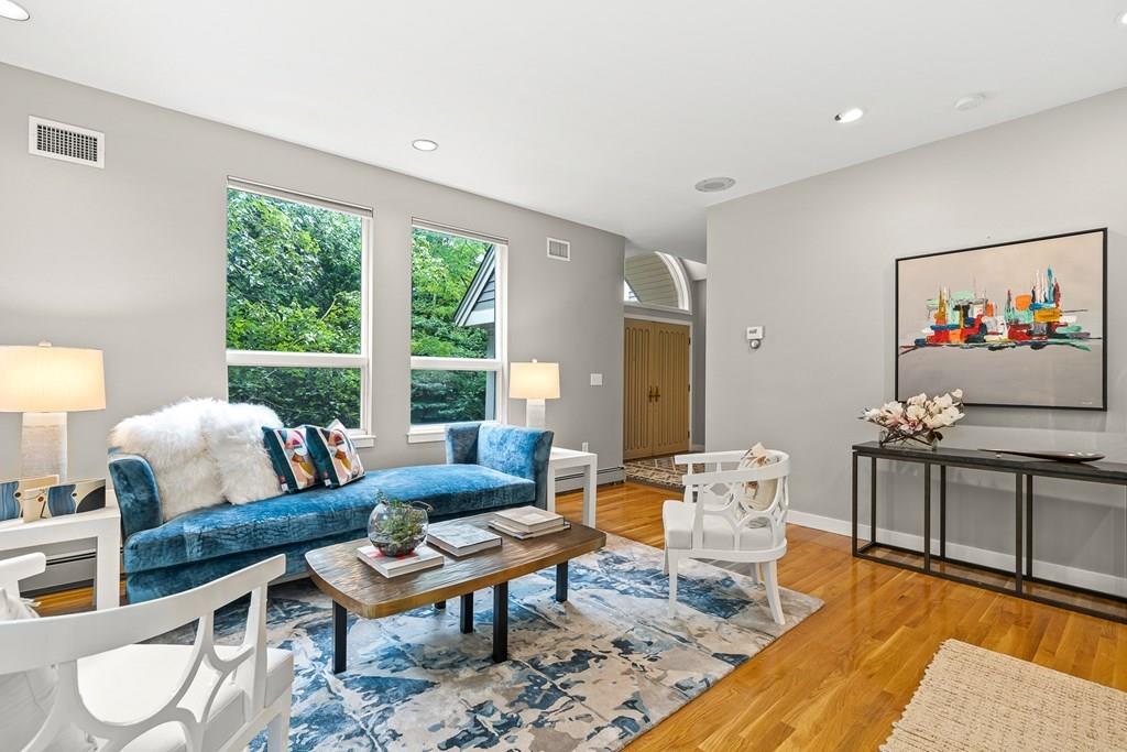 67 Studio Road Newton, MA 02466 - Photo 8 of 18