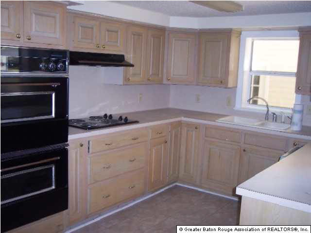 1226 North River Road Denham Springs, LA 70726 - Photo 8 of 11 Gallery Image 8
