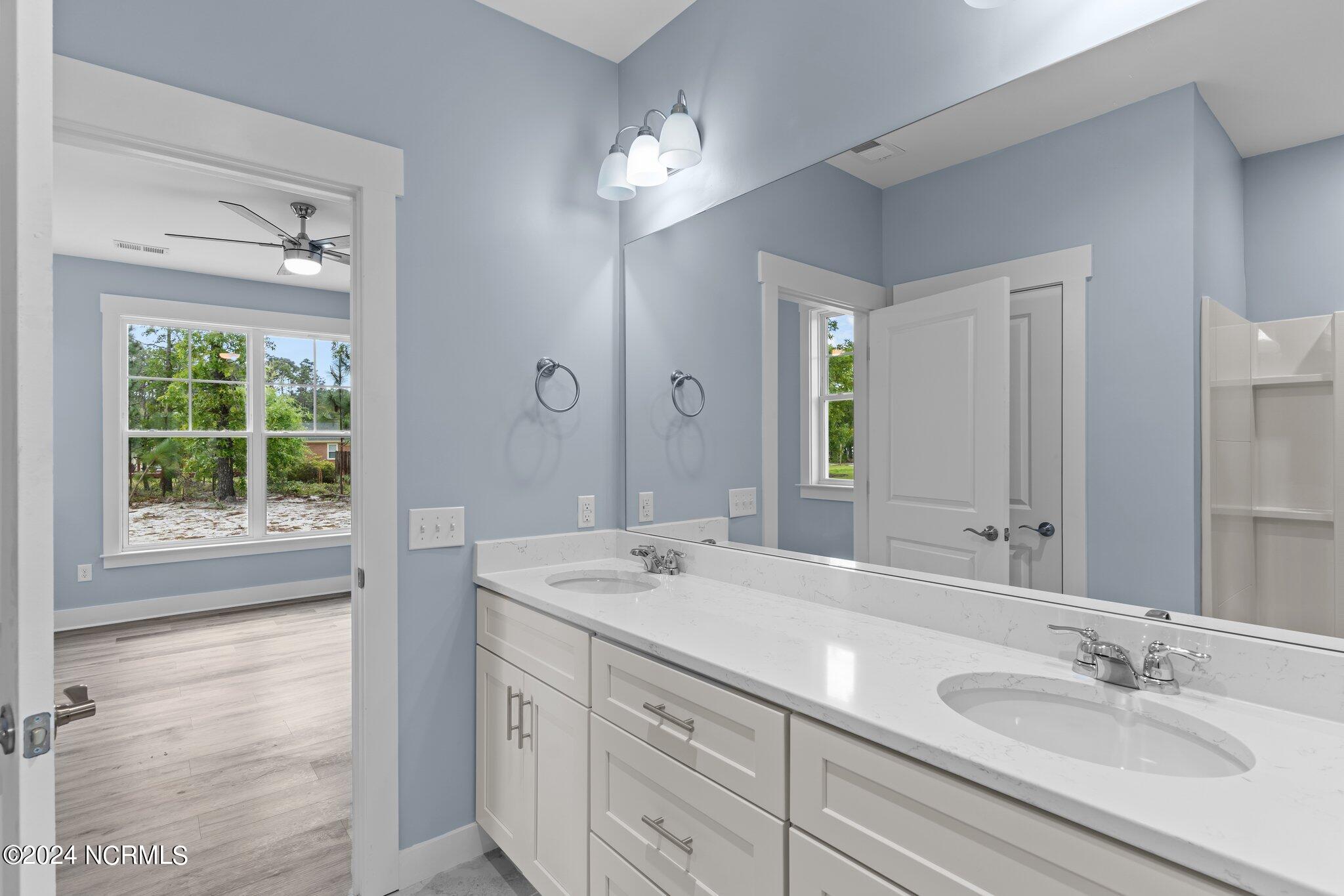 520 Barber Road Boiling Spring Lakes, NC 28461 - Photo 25 of 34 Quartz counters