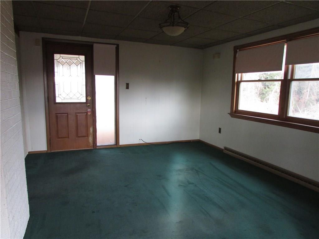 244 Barbara Drive McKees Rocks, PA 15136 - Photo 4 of 16 Gallery Image 4
